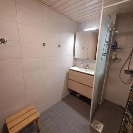 Apartment Cozy 2bdr Getaway Sauna Free Park + Wi-fi