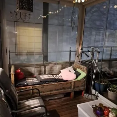 Apartment Cozy 2bdr Getaway Sauna Free Park + Wi-fi